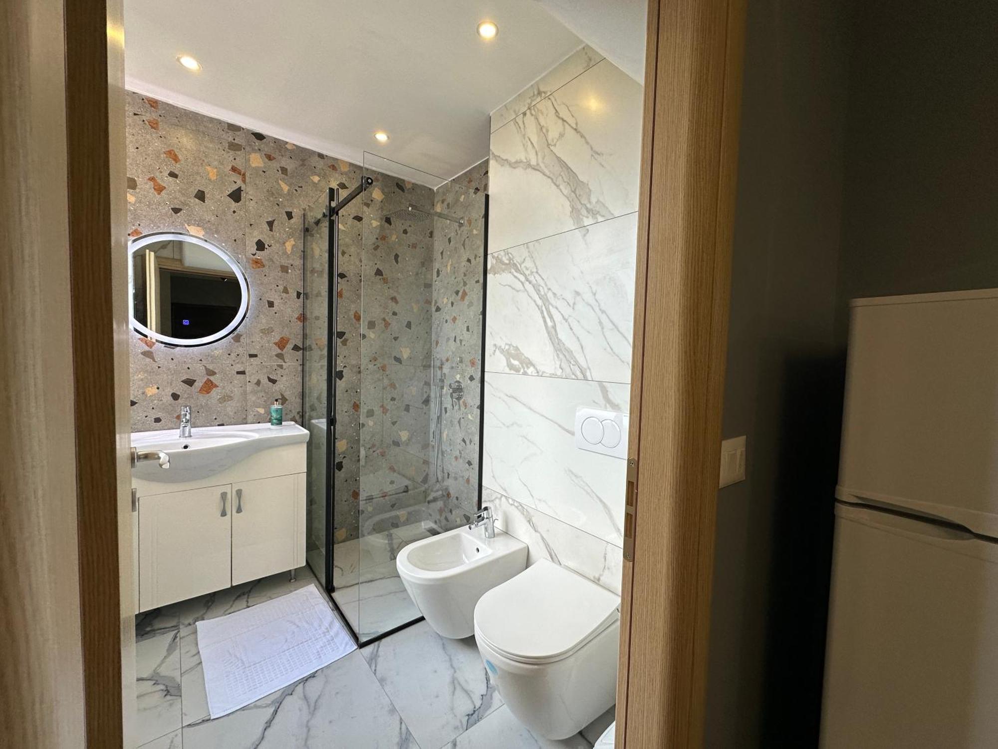 Xhimi'S Seaside Apartments Dıraç Dış mekan fotoğraf