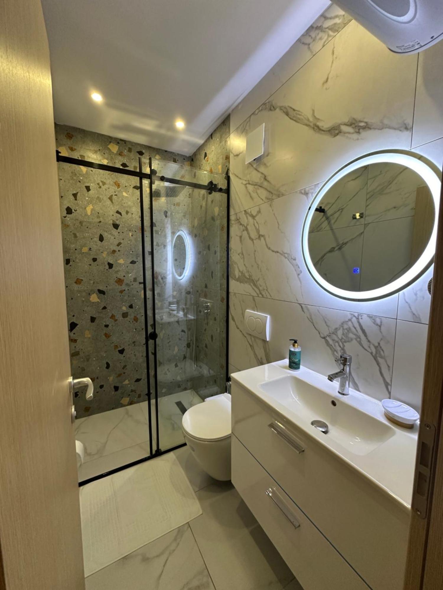Xhimi'S Seaside Apartments Dıraç Dış mekan fotoğraf