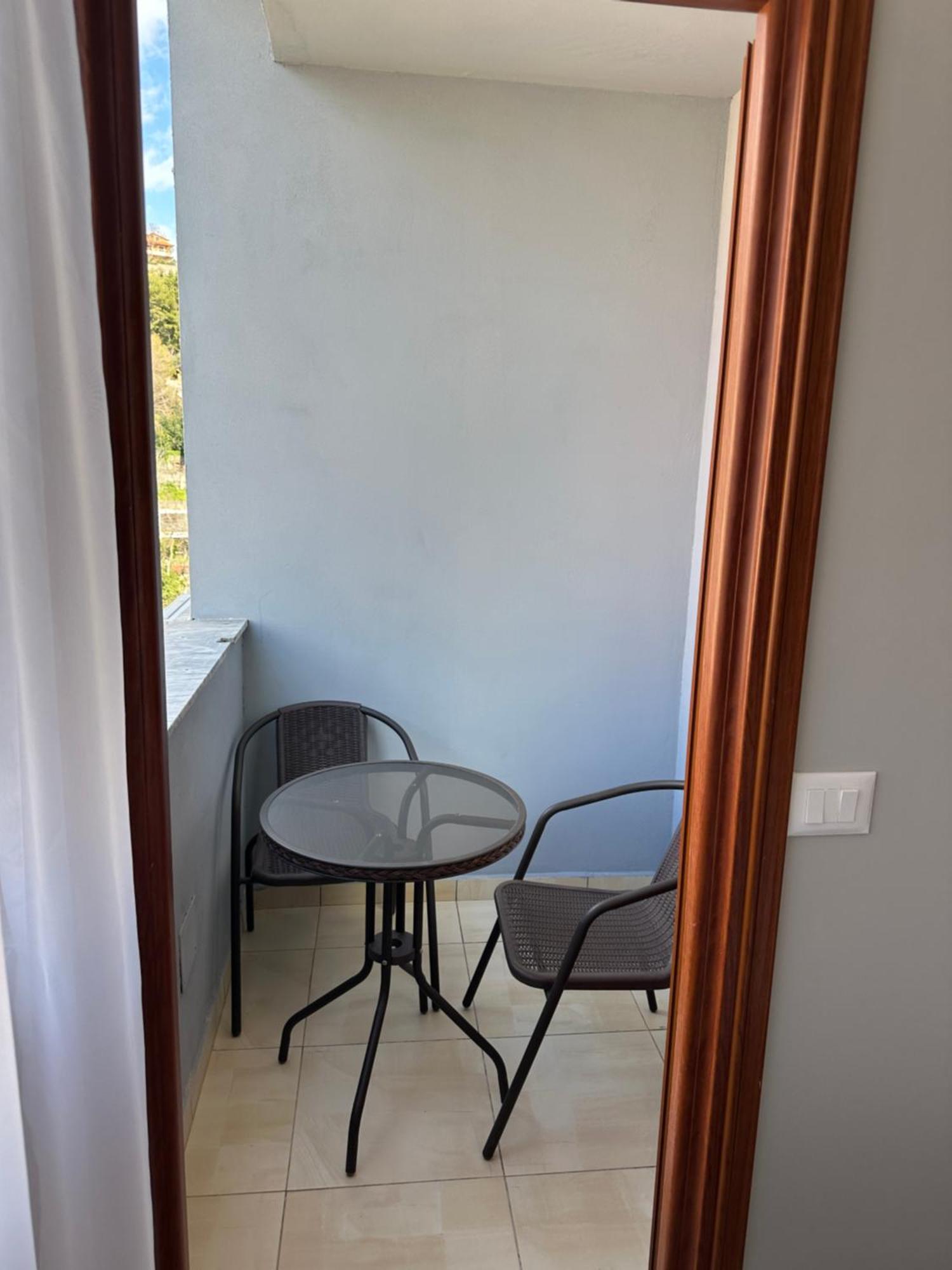 Xhimi'S Seaside Apartments Dıraç Dış mekan fotoğraf